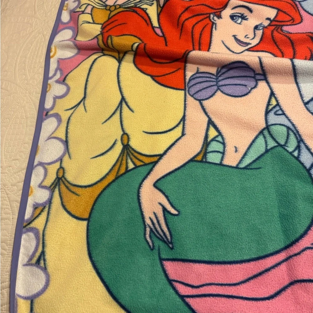 Disney Princesses Vintage Plush Blanket Cinderella Belle Ariel In EUC 42W X 57L”